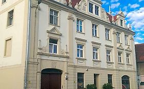 Jedności Hostel